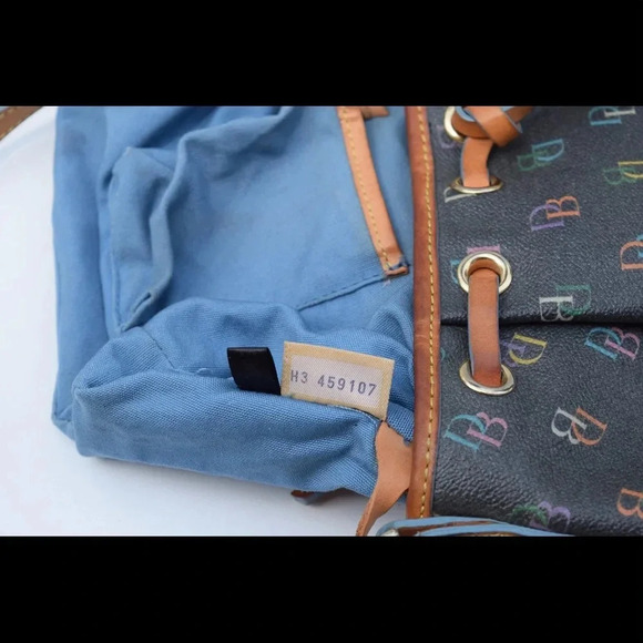 Dooney & Bourke small hobo bag - Picture 4 of 8